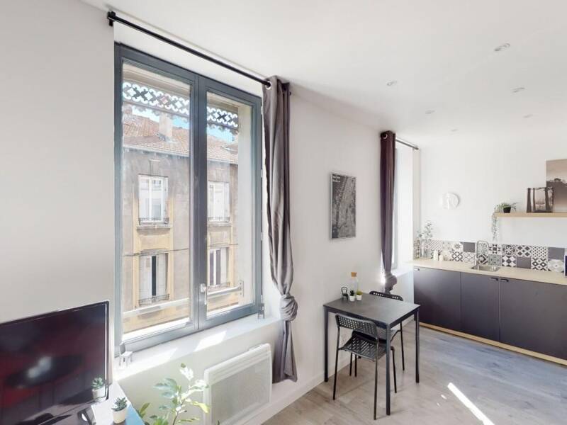 Maison à louer, 22m², SAINT ETIENNE