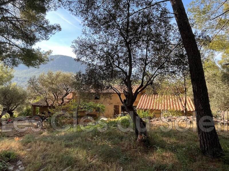 Maison à vendre, 180m², LE REVEST LES EAUX