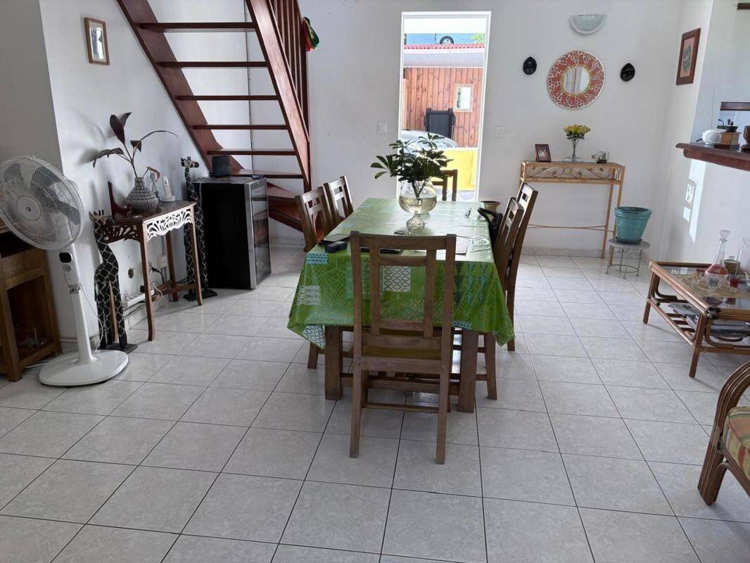 Maison à vendre, 105m², PETIT BOURG