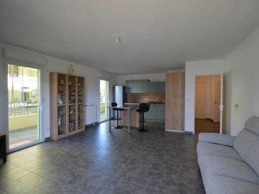 Appartement à vendre 224 900 € 3 pièces 2 chambres 70 m² 1er étage Juvignac 34990