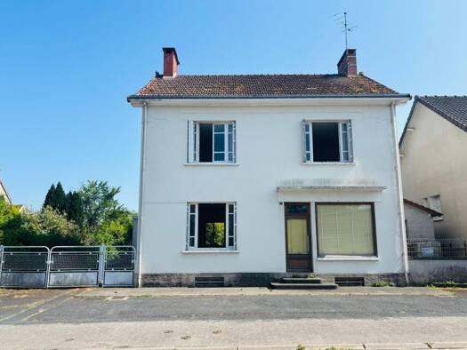 Maison à vendre 107 500 € 5 pièces 4 chambres 157 m² 3 629 m² de terrain Saint-Denis-de-Jouhet 36230