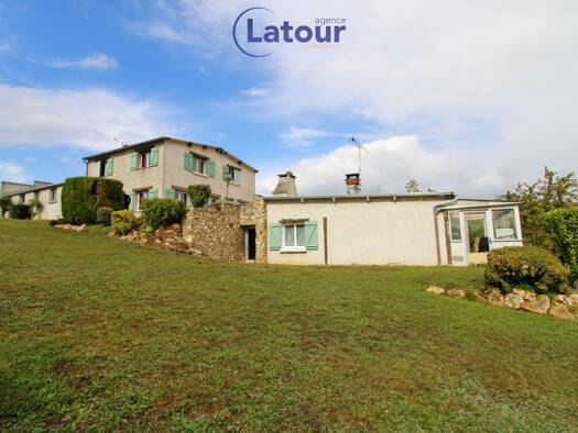 Local d'activités à vendre 452 000 € 210 m² d'espace de stockage Vernouillet 28500