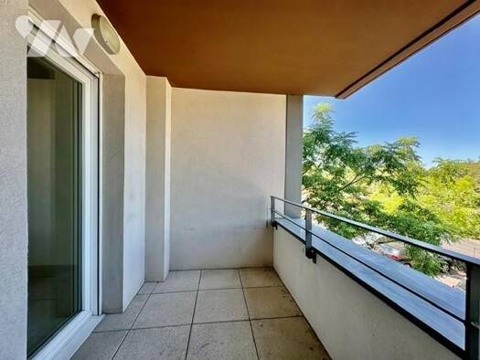 Appartement à vendre 191 000 € 3 pièces 2 chambres 55 m² Étage 1/4 Juvignac 34990
