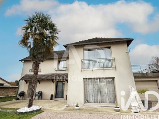 Maison à vendre 340 000 € 7 pièces 4 chambres 210 m² 1 310 m² de terrain Le Hamelet-La Roquette-Les Monts Louviers 27400