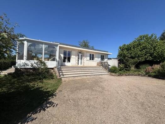 Maison à vendre 199 000 € 4 pièces 2 chambres 95 m² 2 000 m² de terrain Perceneige 89260