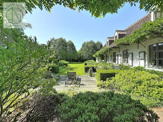 Maison à vendre 1 380 000 € 7 pièces 5 chambres 325 m² 3 245 m² de terrain Beaumont Croix 59170