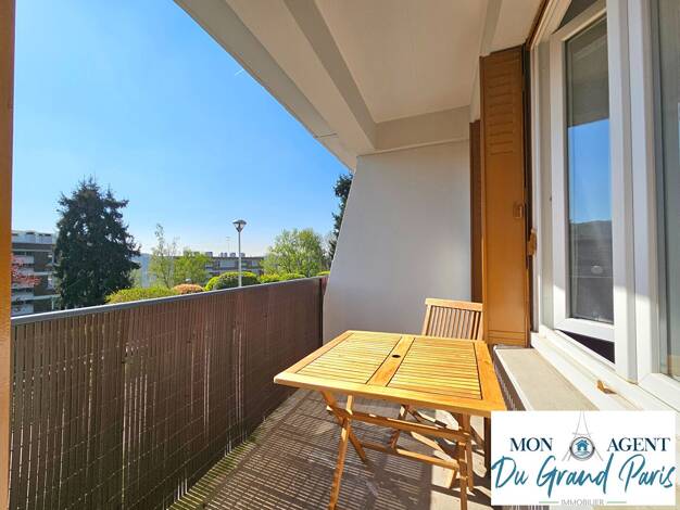 Appartement à vendre 234 000 € 3 pièces 2 chambres 56 m² RDC/3 Bièvres 91570