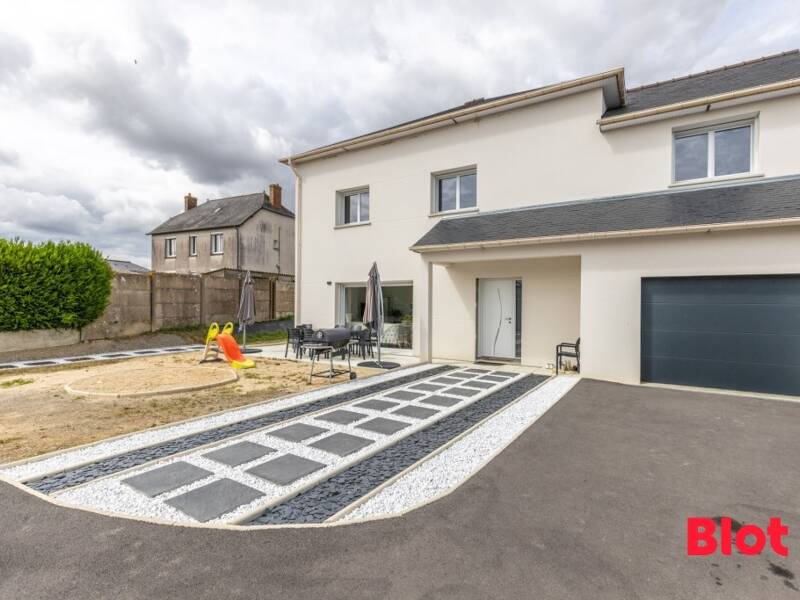 Maison à vendre, 188m², SAULNIERES