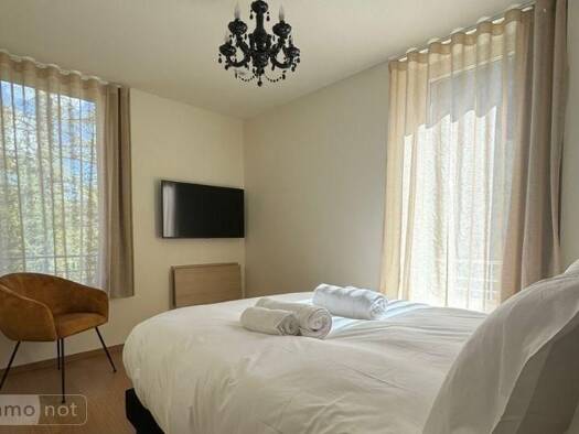 Appartement à vendre 225 000 € 3 pièces 2 chambres 55 m² Château-Ville-Vieille 05350