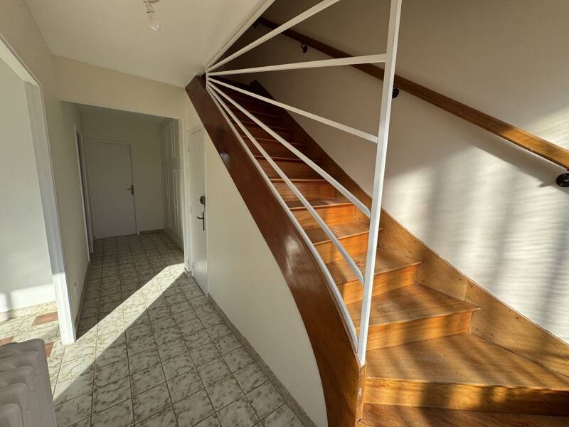 Maison à louer, 100m², CHENOVE