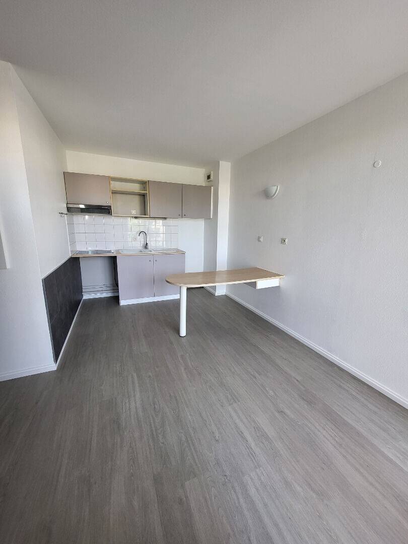 Maison à louer, 46m², ROCHEFORT