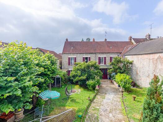 Maison à vendre 532 000 € 7 pièces 6 chambres 272 m² 917 m² de terrain Boran sur Oise 60820