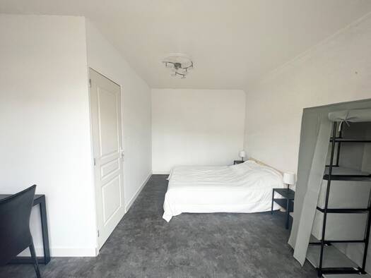 Triplex à louer 480 € 1 pièce 14 m² RDC Cluny-Longjumeau Savigny-sur-Orge 91600