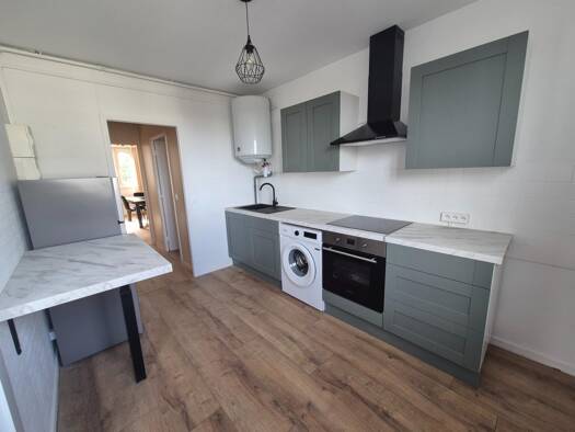 Appartement à louer 850 € 4 pièces 3 chambres 74 m² Étage 4/12 La Métare – Le Portail Rouge Saint-Étienne 42100