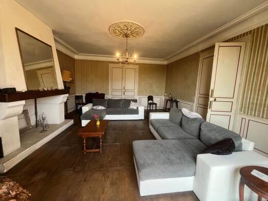 Maison à vendre 234 500 € 5 pièces 4 chambres 285 m² 338 m² de terrain Rochechouart 87600