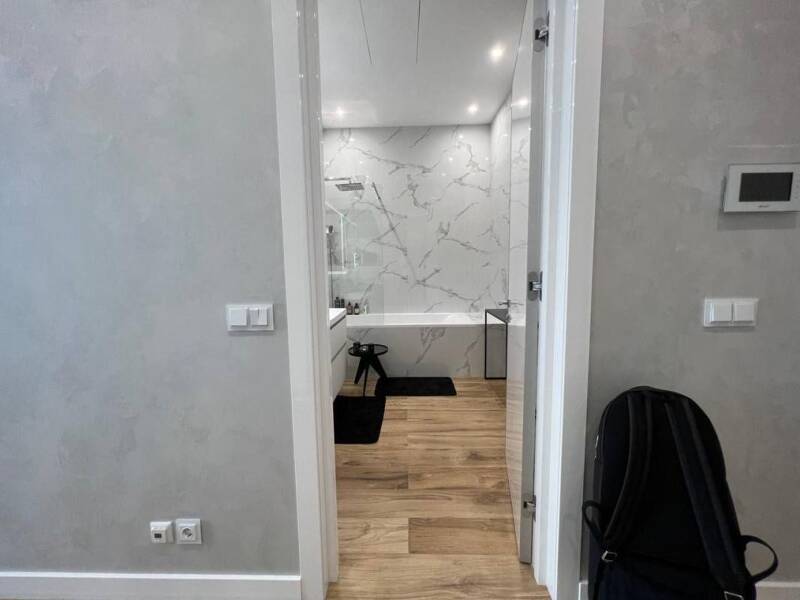 Maison à louer, 22m², PARIS 17E