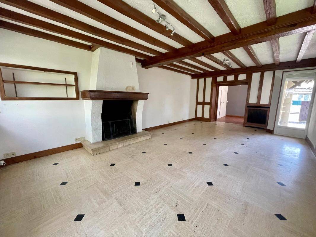 Maison à vendre, 112m², SAINT MAUR DES FOSSES