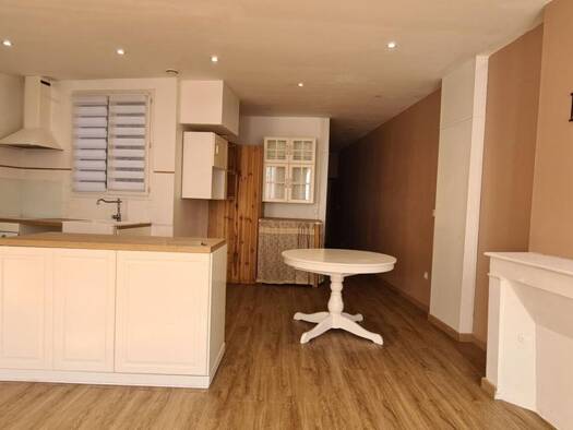 Duplex à vendre 195 000 € 4 pièces 2 chambres 100 m² Étage 2/3 Centre Nord Mâcon 71000