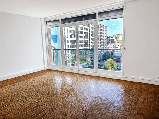 Appartement à vendre 420 000 € 4 pièces 3 chambres 87,56 m² Étage 6/10 Châtillon 92320