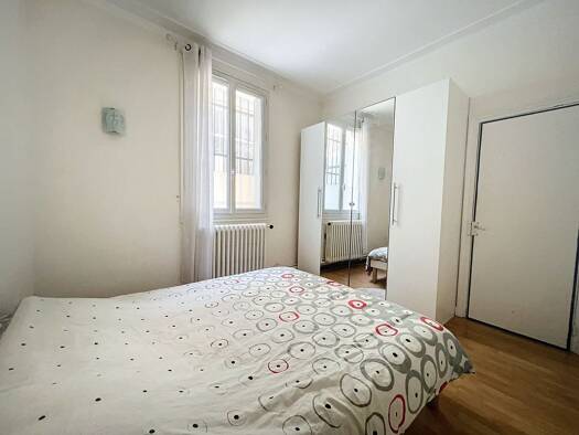 Appartement à vendre 350 000 € 3 pièces 2 chambres 46 m² RDC/4 Villiers-L. Michel Levallois-Perret 92300
