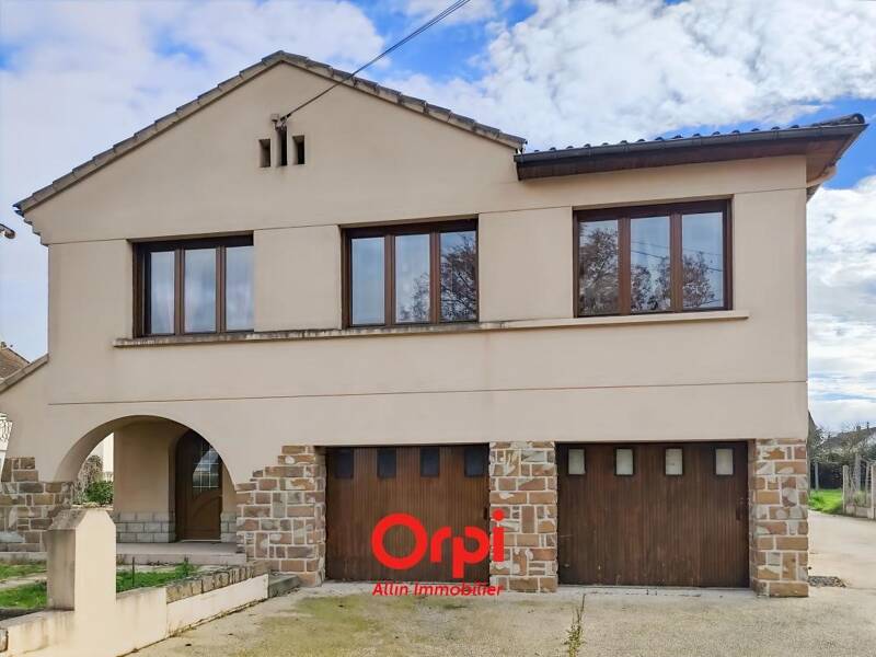 Maison à vendre, 105m², DOMERAT