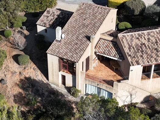 Maison à vendre 510 000 € 8 pièces 6 chambres 145 m² 1 493 m² de terrain Esparron-de-Verdon 04800