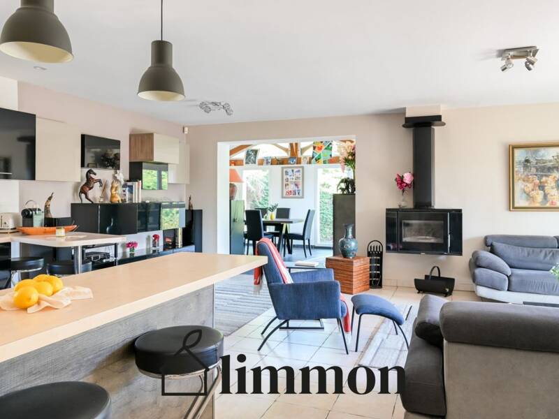 Maison à vendre, 211m², CAILLOUX SUR FONTAINES