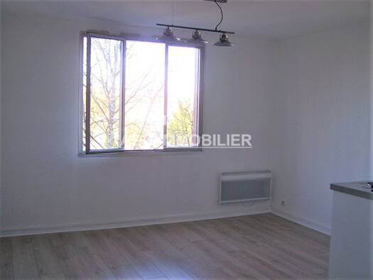 Appartement à louer - logement étudiant 310 € 1 pièce 21 m² Étage 1/6 Cité Universitaire-Albert Thomas Limoges 87000