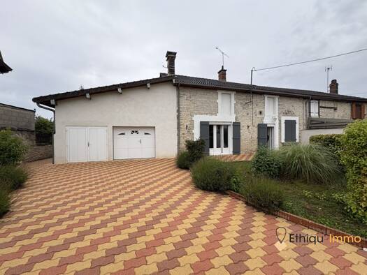 Maison à vendre 137 000 € 4 pièces 2 chambres 119 m² 922 m² de terrain Bayel 10310