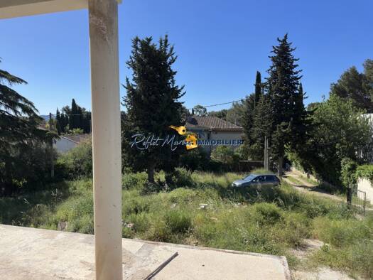 Terrain constructible à vendre 500 000 € 380 m² de terrain Est La Ciotat 13600