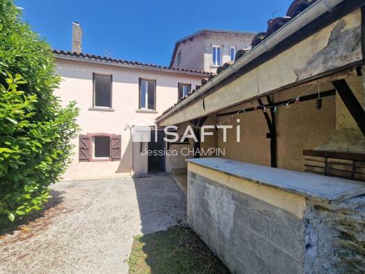 Maison de ville à vendre 109 000 € 6 pièces 4 chambres 163 m² 555 m² de terrain Coeur de Ville Saint-Gaudens 31800