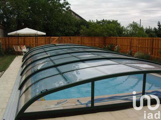 Maison à vendre 295 000 € 8 pièces 4 chambres 250 m² 28 876 m² de terrain Loché-sur-Indrois 37460