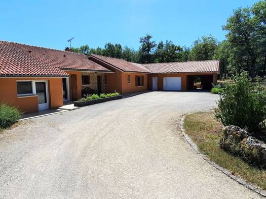 Maison de plain-pied à vendre 345 000 € 5 pièces 5 chambres 158 m² 3 794 m² de terrain La Rouquette 12200