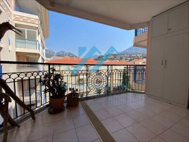 Appartement à vendre 255 000 € 2 pièces 1 chambre 42 m² Étage 6/8 Menton 06500