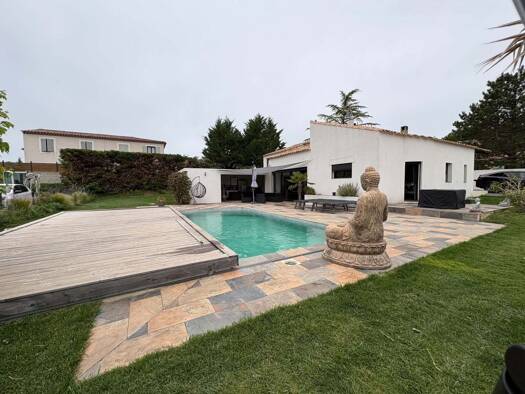 Villa à vendre 819 000 € 5 pièces 3 chambres 158,5 m² 1 770 m² de terrain Peyriere Pertuis 84120