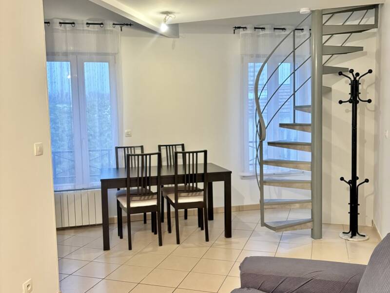 Maison à louer, 32m², IVRY SUR SEINE