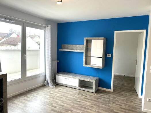 Appartement à louer 805 € 2 pièces 1 chambre 37,3 m² Étage 1/1 Villenoy 77124
