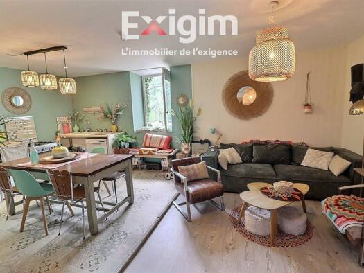 Appartement à vendre 110 000 € 4 pièces 2 chambres 90 m² RDC/1 Tournon-sur-Rhône 07300