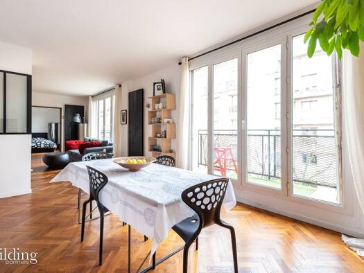 Duplex à vendre 1 295 000 € 6 pièces 4 chambres 120 m² Étage 3/3 Ile de la Jatte-Parc d'Orléans Neuilly sur Seine 92200