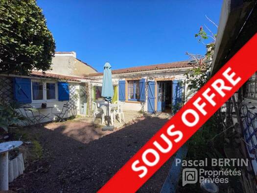 Maison de plain-pied à vendre 239 900 € 5 pièces 3 chambres 82 m² 234 m² de terrain Jard-sur-Mer 85520