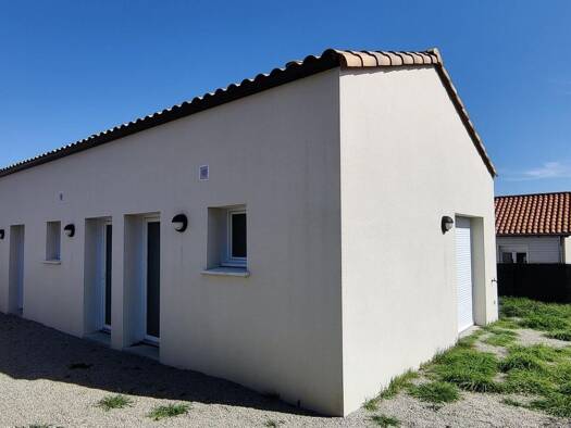 Immeuble à vendre 283 000 € 60 m² Le Bourg sous la Roche-Coteau La Roche-sur-Yon 85000