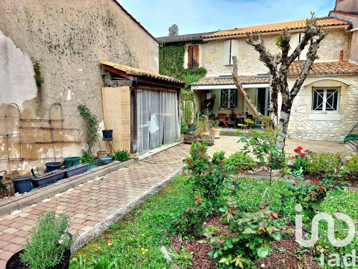 Maison à vendre, 176m², PORT SAINTE FOY ET PONCHAPT