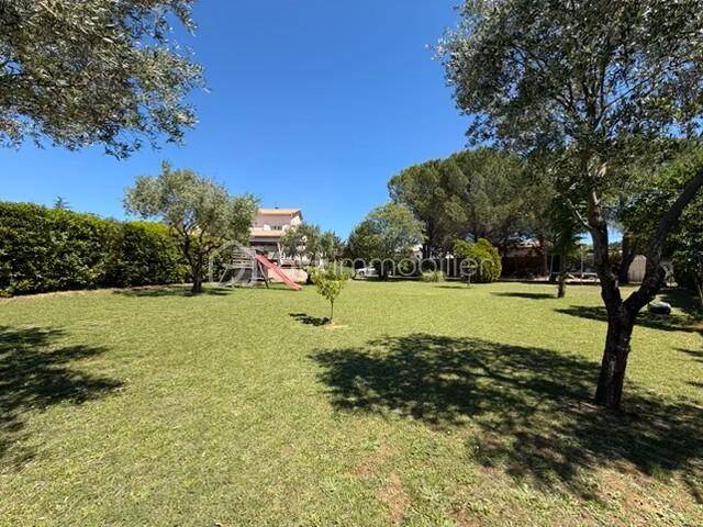 Maison à vendre, 201m², SAINT HILAIRE DE BRETHMAS