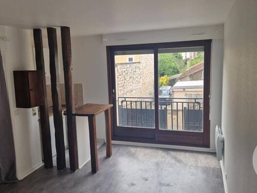 Appartement à vendre 89 000 € 1 pièce 24 m² 1er étage Les Mureaux 78130