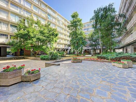 Appartement à vendre 285 000 € 4 pièces 3 chambres 67,94 m² Étage 6/6 Centre Le Pecq 78230