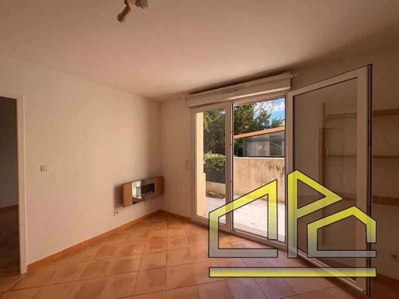 Maison à louer, 37m², MARSEILLE 12E