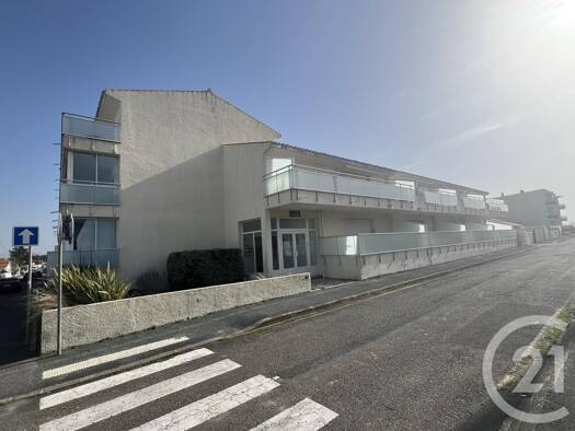 Appartement à vendre 92 525 € 1 pièce 31,26 m² 1er étage Saint-Hilaire-de-Riez 85270