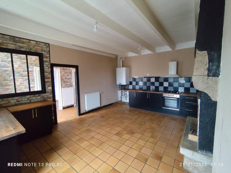 Maison à louer, 93m², PLOUGOURVEST