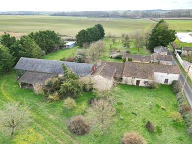 Maison à vendre 143 000 € 4 pièces 3 chambres 120 m² 9 000 m² de terrain St Jean de Sauves 86330