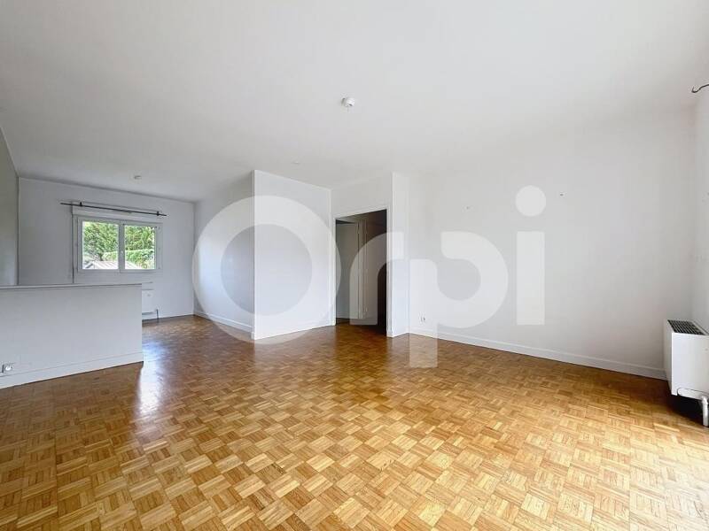 Maison à louer, 96m², SAINT PANTALEON DE LARCHE